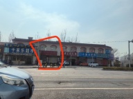 一層兩間門市出租，位置好